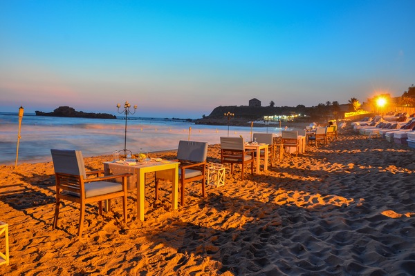 Romantic Beach Dinner at Edde Sands